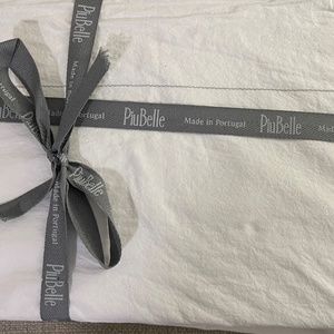 Piu Belle Queen Luxury Linen 4 piece set